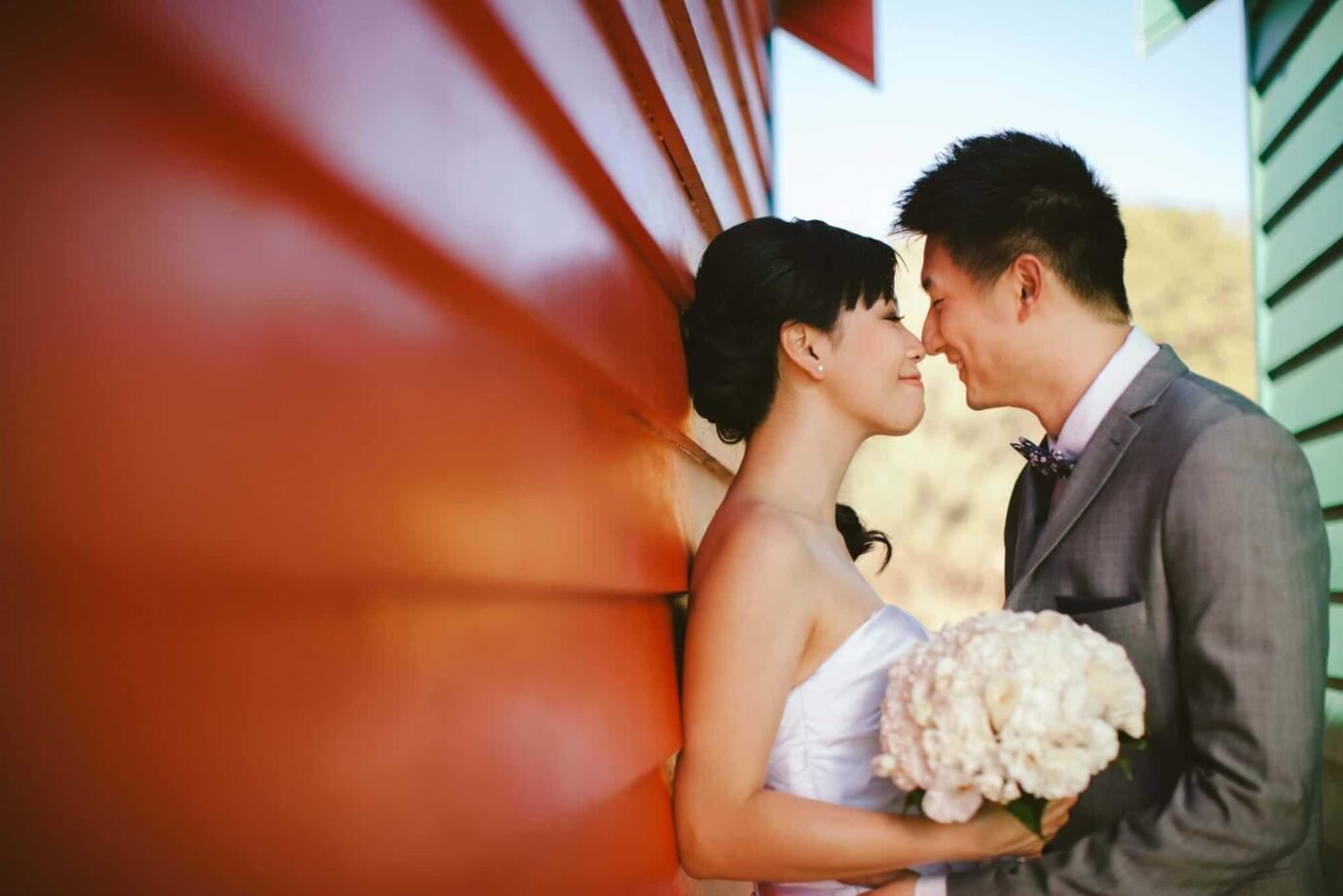 destination prewedding photography malaysia melbourne beach house bath red groom bride wedding photographer kuala lumpur