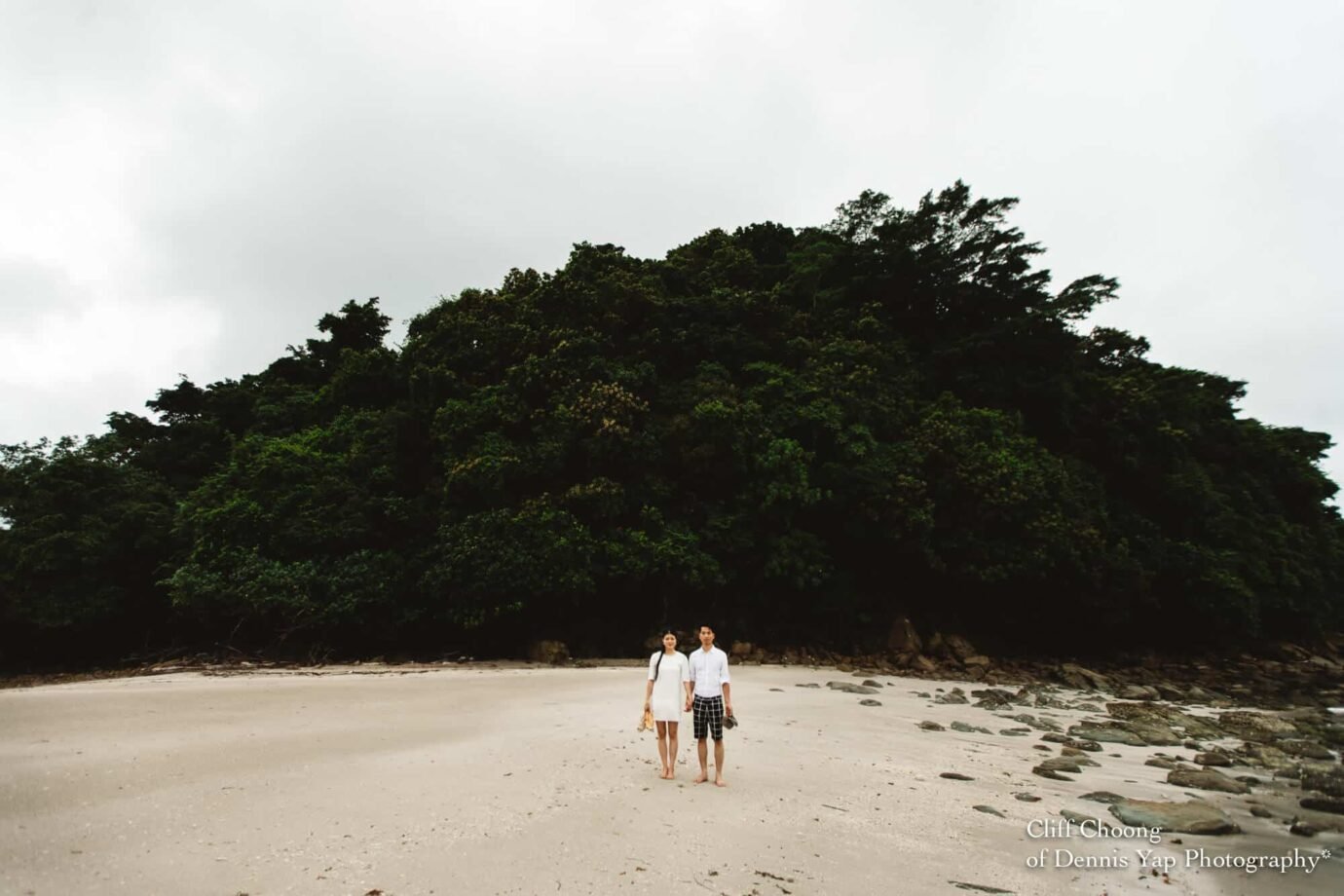 Malaysia Best Prewedding Destination Kota Kinabalu Engagement Photography Cliff Choong wedding photographer nature beach cloud blue sky kiss couple hug veil bridal gown
