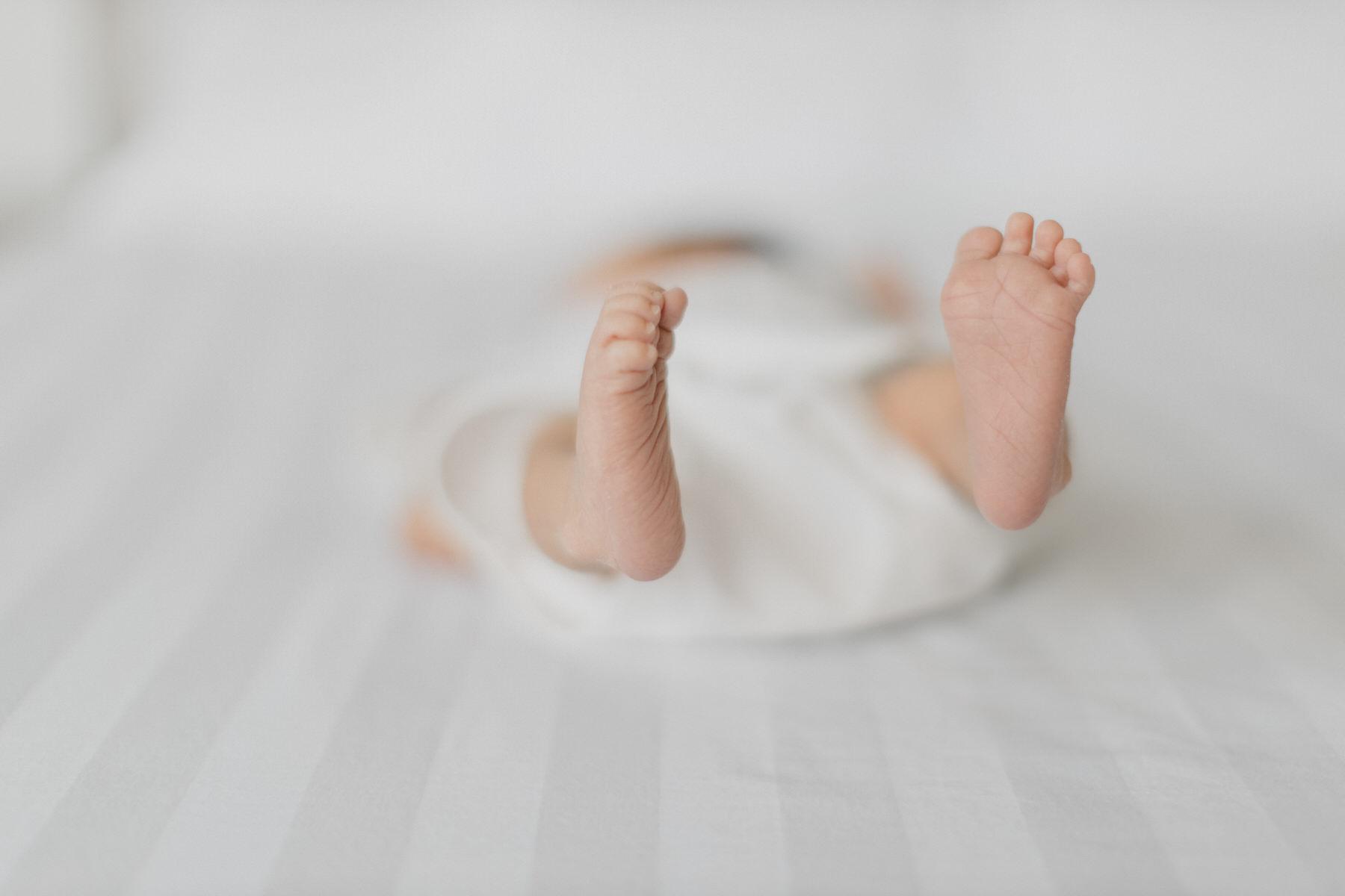 Newborn photography Kuala Lumpur baby feet