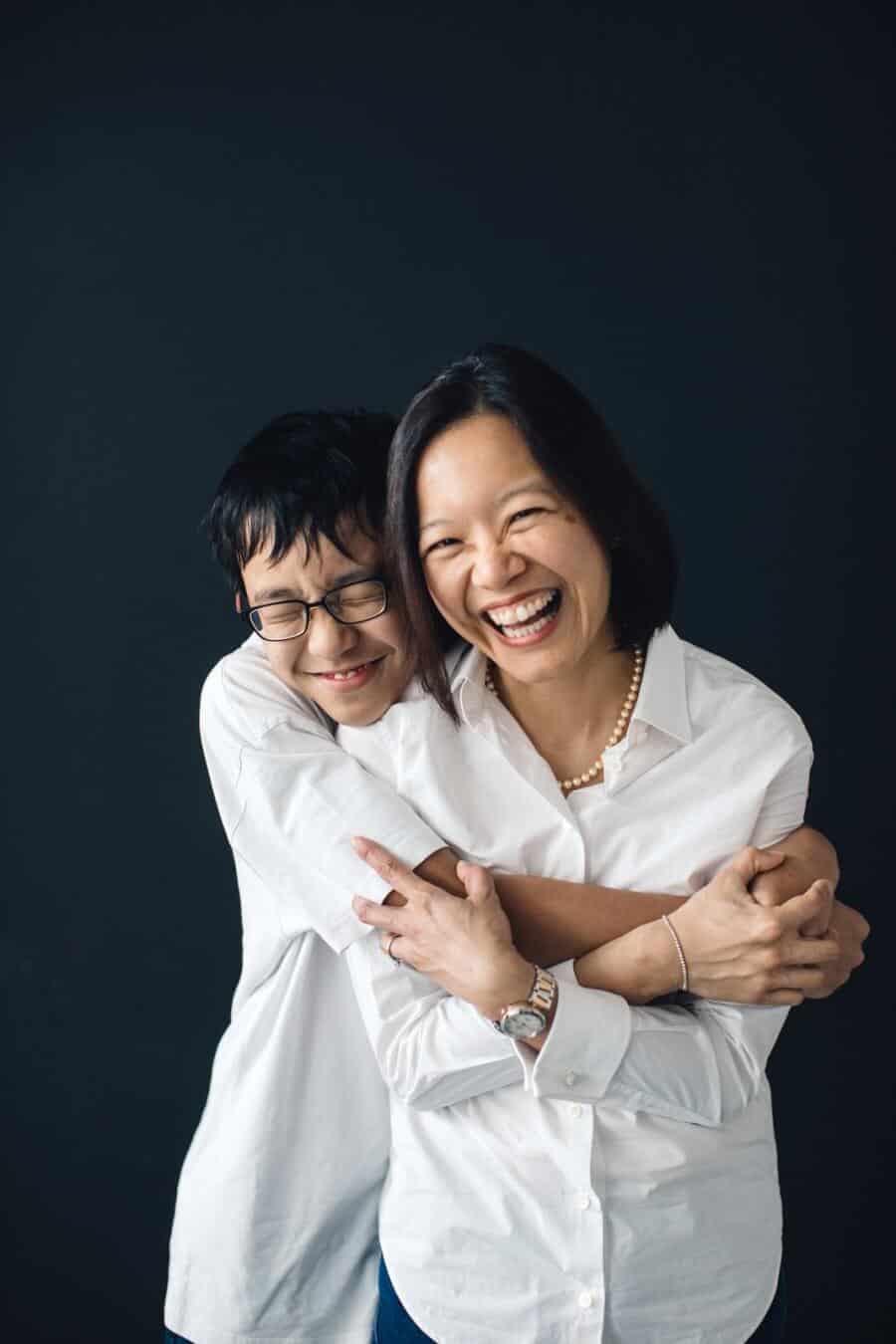 Studio Portrait Simple Minimalist Black Back Drop Couple Husband and Wife Beloved Family Cliff Choong Photography Malaysia Kuala Lumpur SIngapore Hong Kong Taiwan Siblings Senior Sisters Daughters Mother father and son