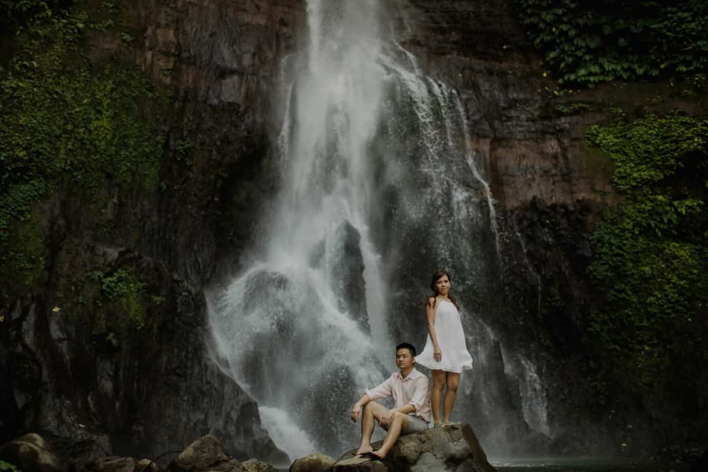 cliff choong destination portrait and wedding photographer malaysia kuala lumpur bali adventure sea waterfall prewedding shots bride and groom boat on the water
