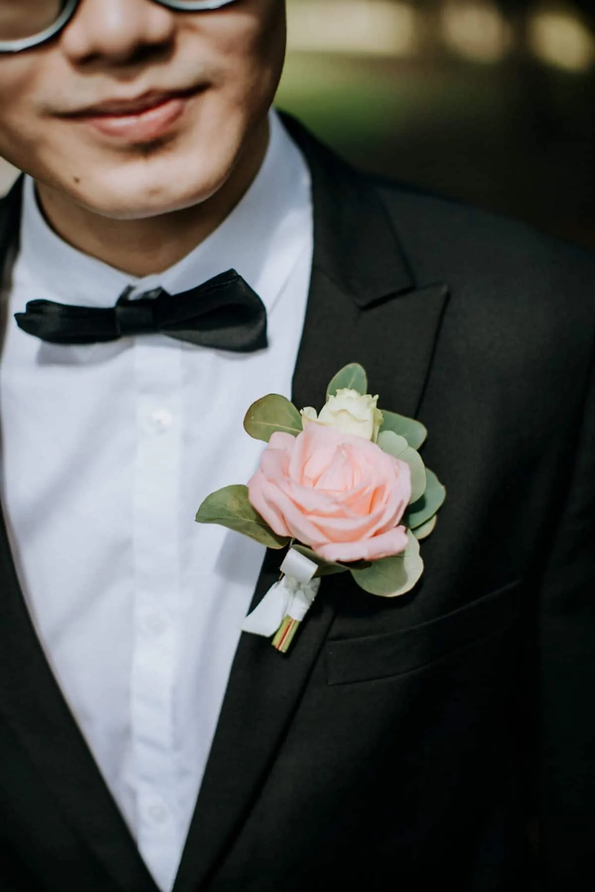 cliff choong destination portrait and wedding photographer malaysia kuala lumpur prewedding sunset golden sunrise shots bride and groom melaka desert couple kiss romantic intimate moment scene putrajaya arab couple woods casual couple portrait indoor shots