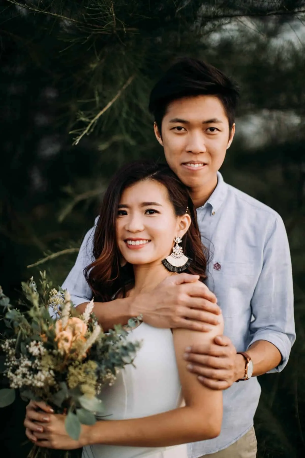 cliff choong destination portrait and wedding photographer malaysia kuala lumpur prewedding sunset golden sunrise shots bride and groom melaka desert couple kiss romantic intimate moment scene white sands