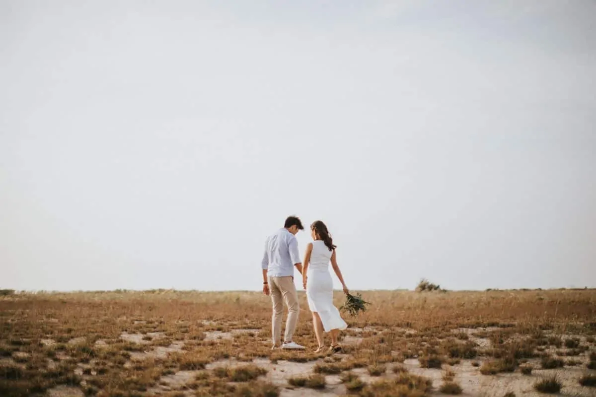 cliff choong destination portrait and wedding photographer malaysia kuala lumpur prewedding sunset golden sunrise shots bride and groom melaka desert couple kiss romantic intimate moment scene white sands