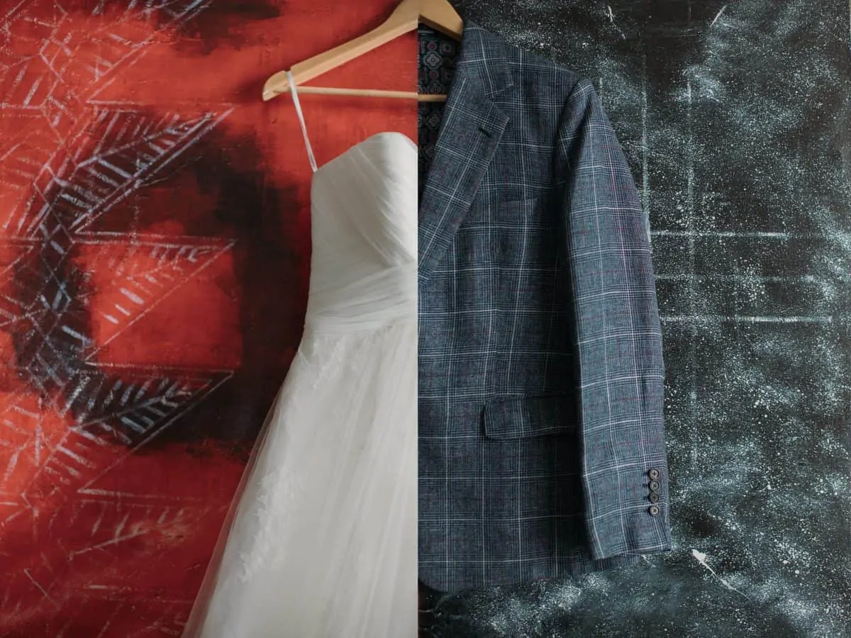 white Chrismas Color Wedding New World Petaling Jaya Hotel cliff choong destination portrait and wedding photographer malaysia kuala lumpur bride and groom romantic intimate moment scene bridesmaids beautiful emotional moments wedding details bridal dress suit getting ready shot