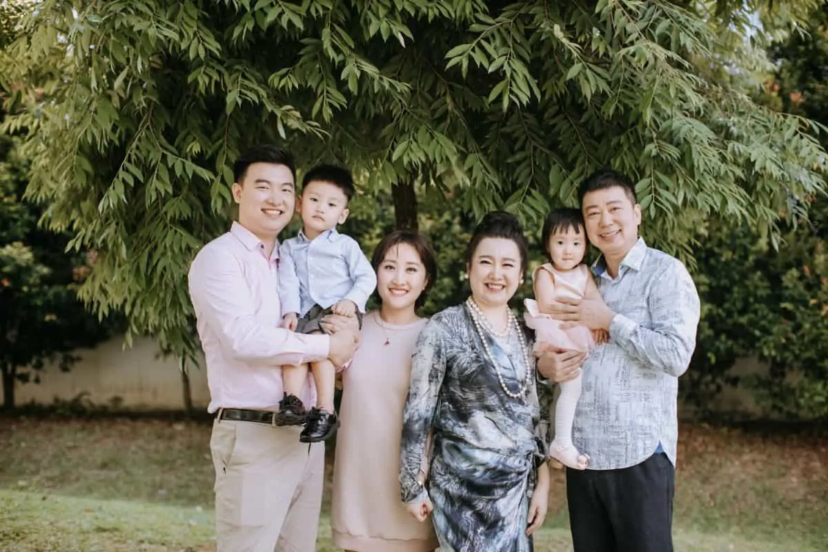 Casual Leisure Family Portrait Sesson