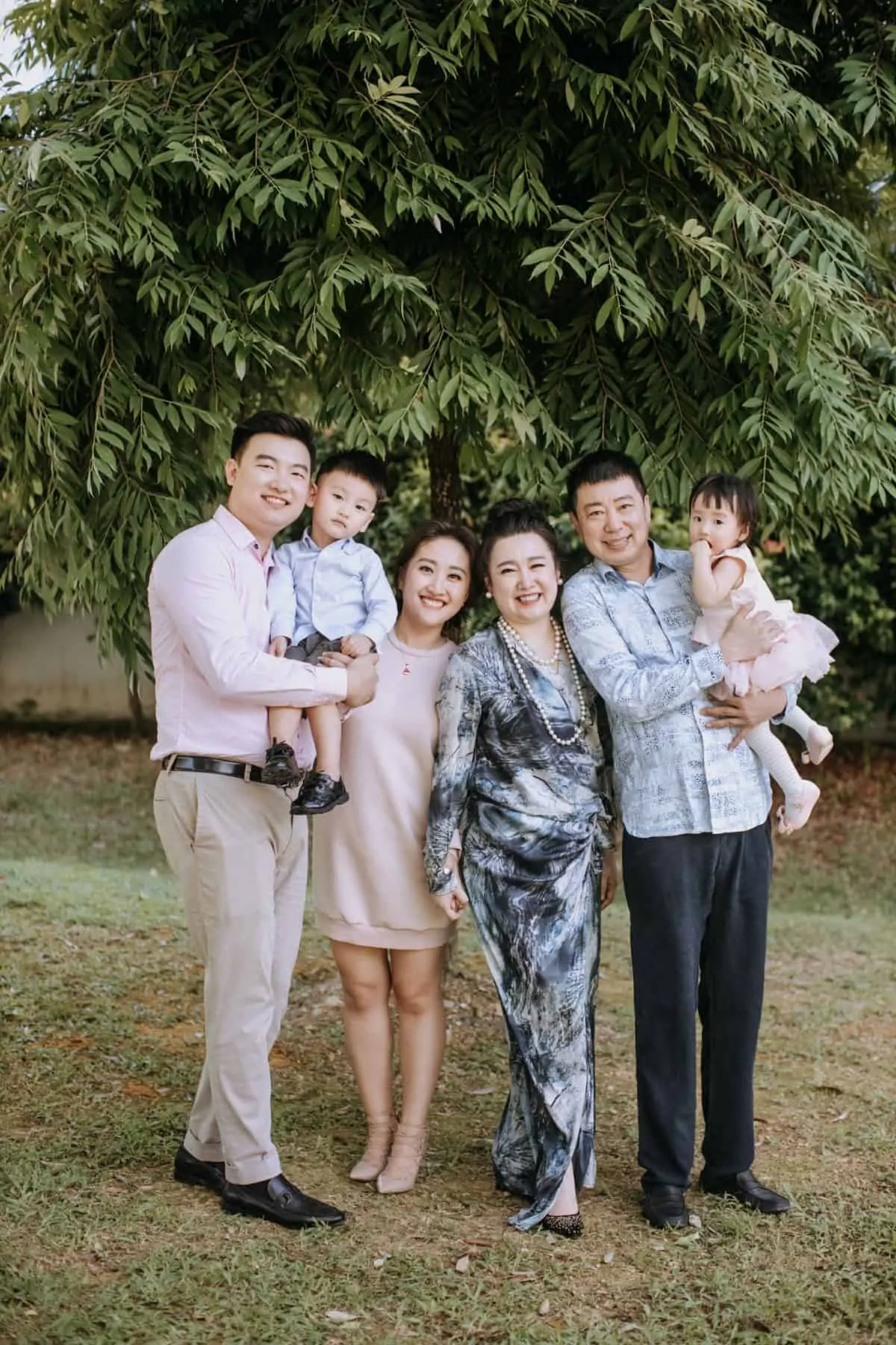 Casual Leisure Family Portrait Sesson