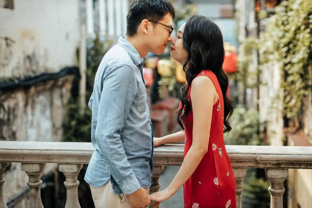 couple portrait session in Kuala Lumpur Hidden Gems cliff choong destination wedding photographer malaysia kuala lumpur prewedding romantic intimate moment scene