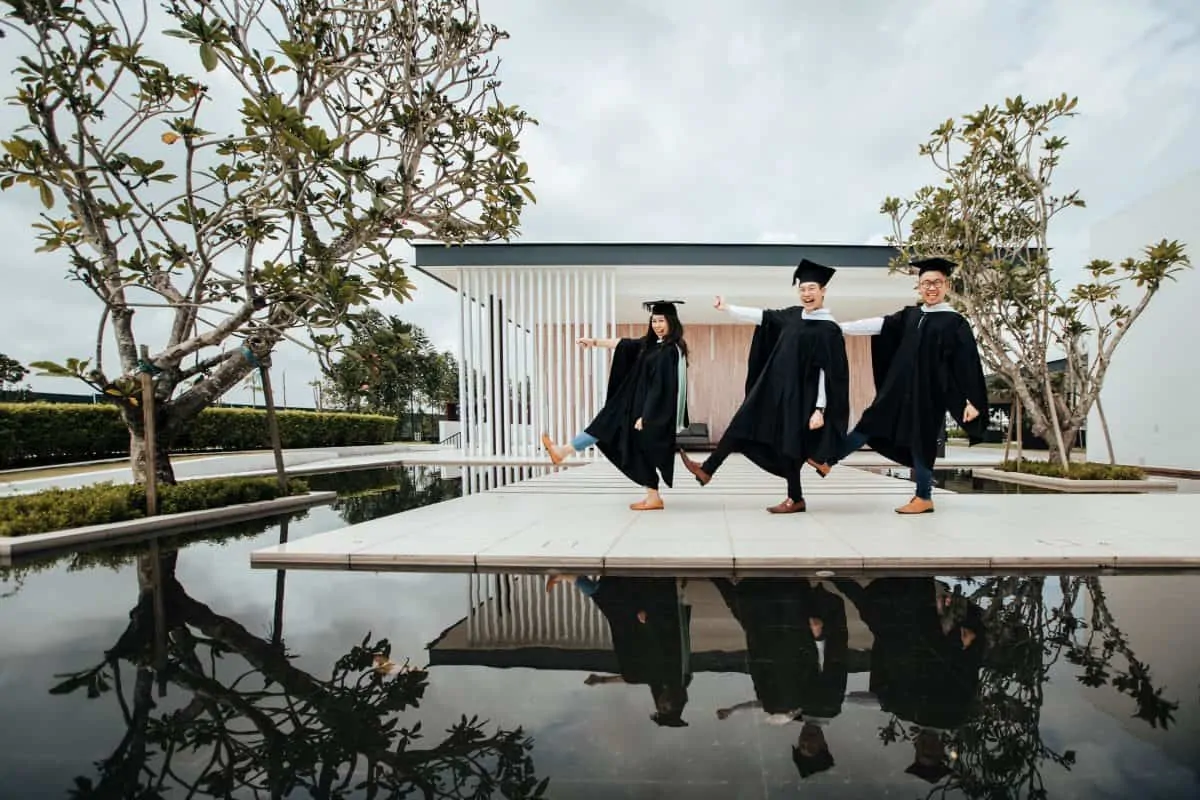 Casual Leisure Happy Family and post-graduation Portrait Sesson