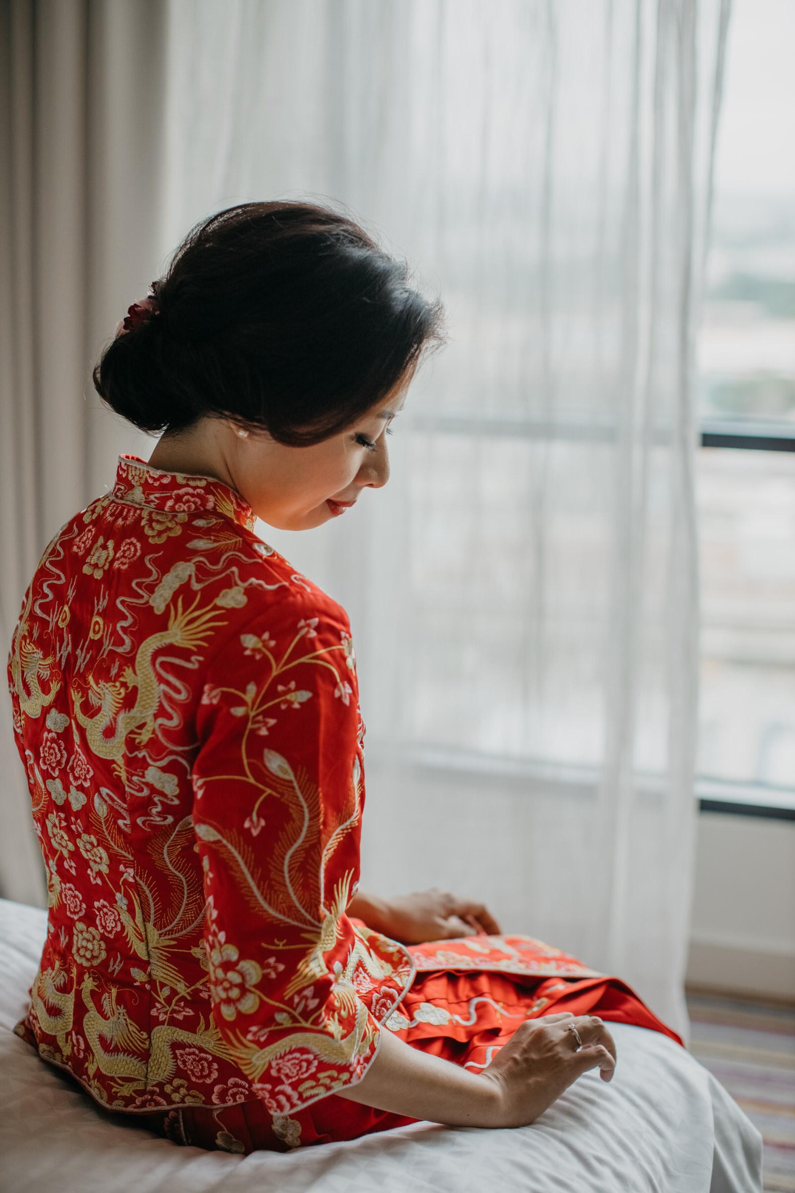 Bride on Red Chinese Kwa Moment Shot Wedding in Kuala Lumpur