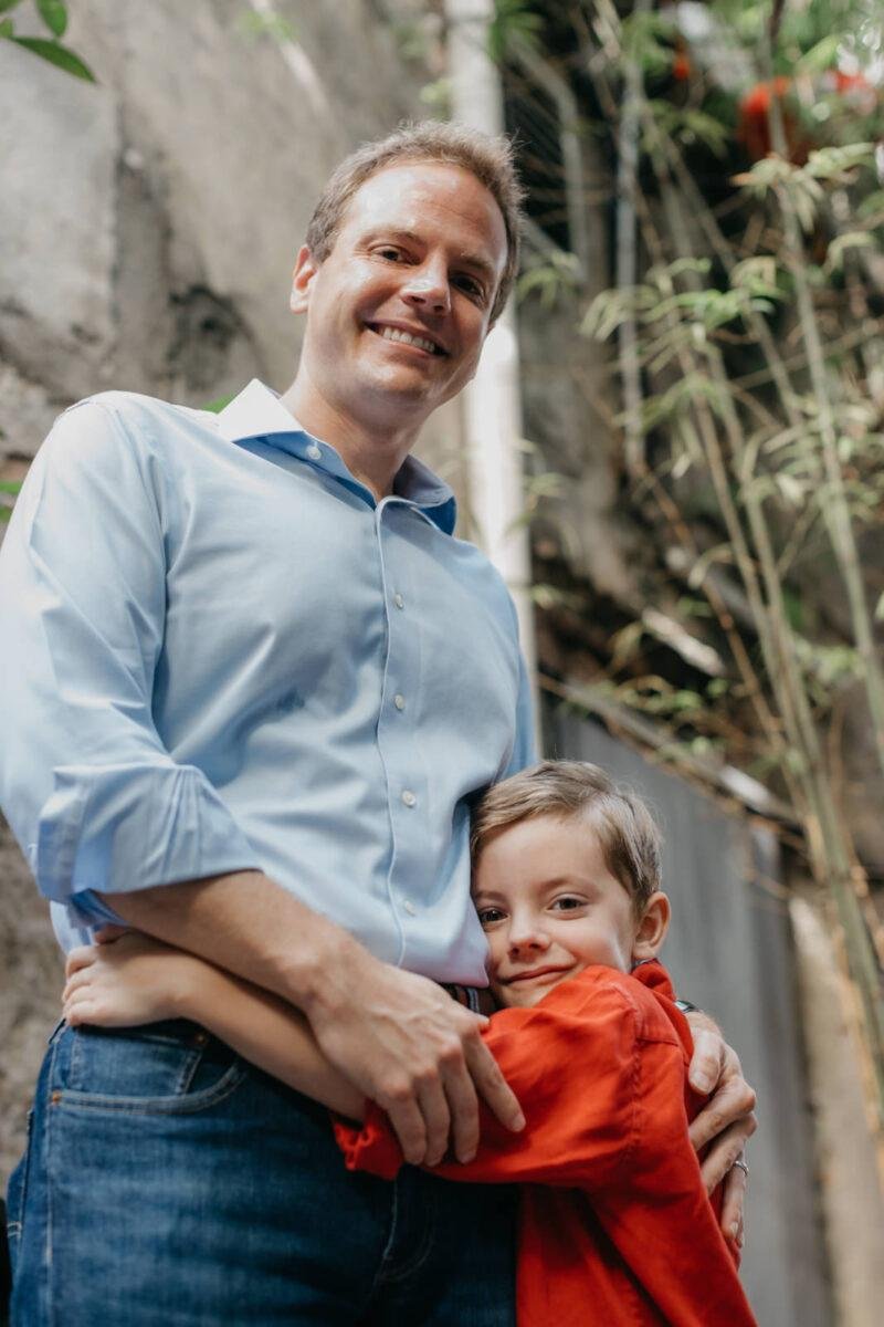 Capturing Precious Moments The Smiths' First Family Photo Session at Kwai Chai Hong Kuala Lumpur