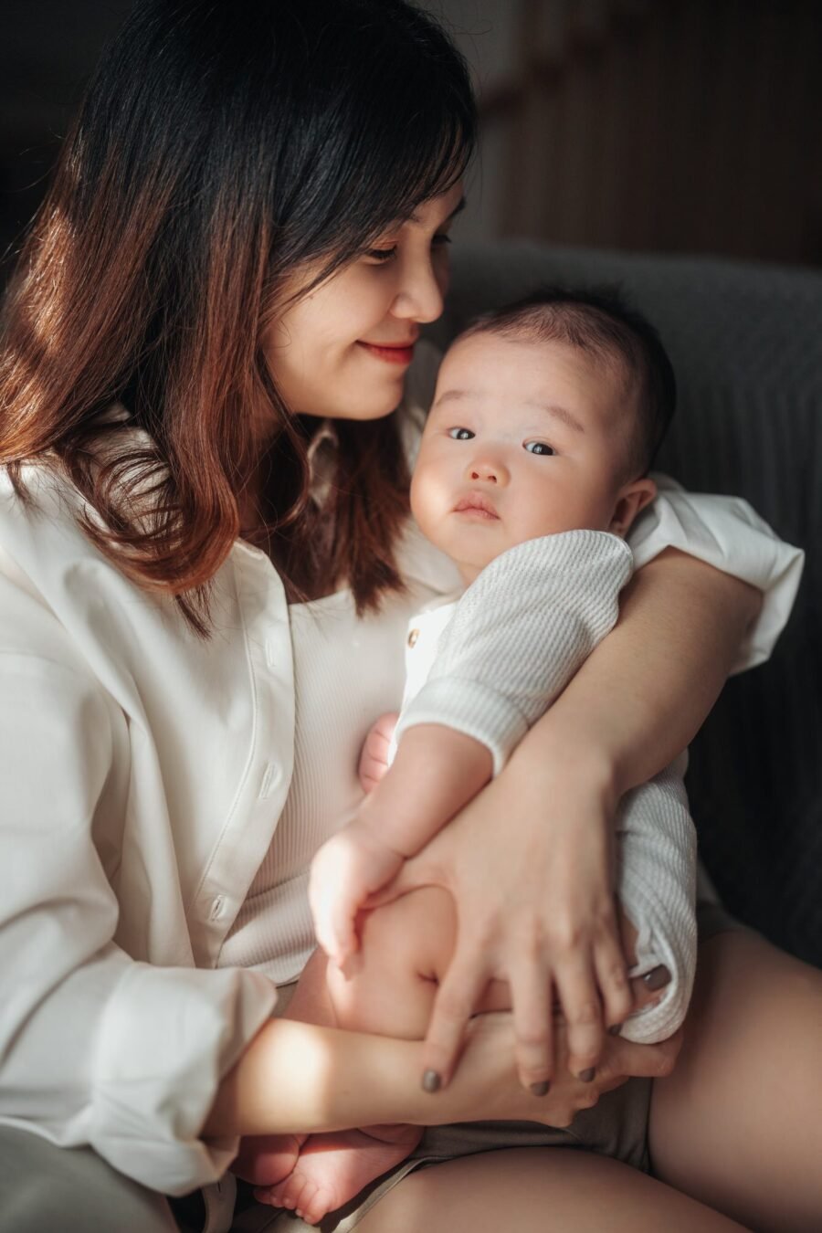 Family portrait celebrating baby’s 100 days – Cliff Choong Photography