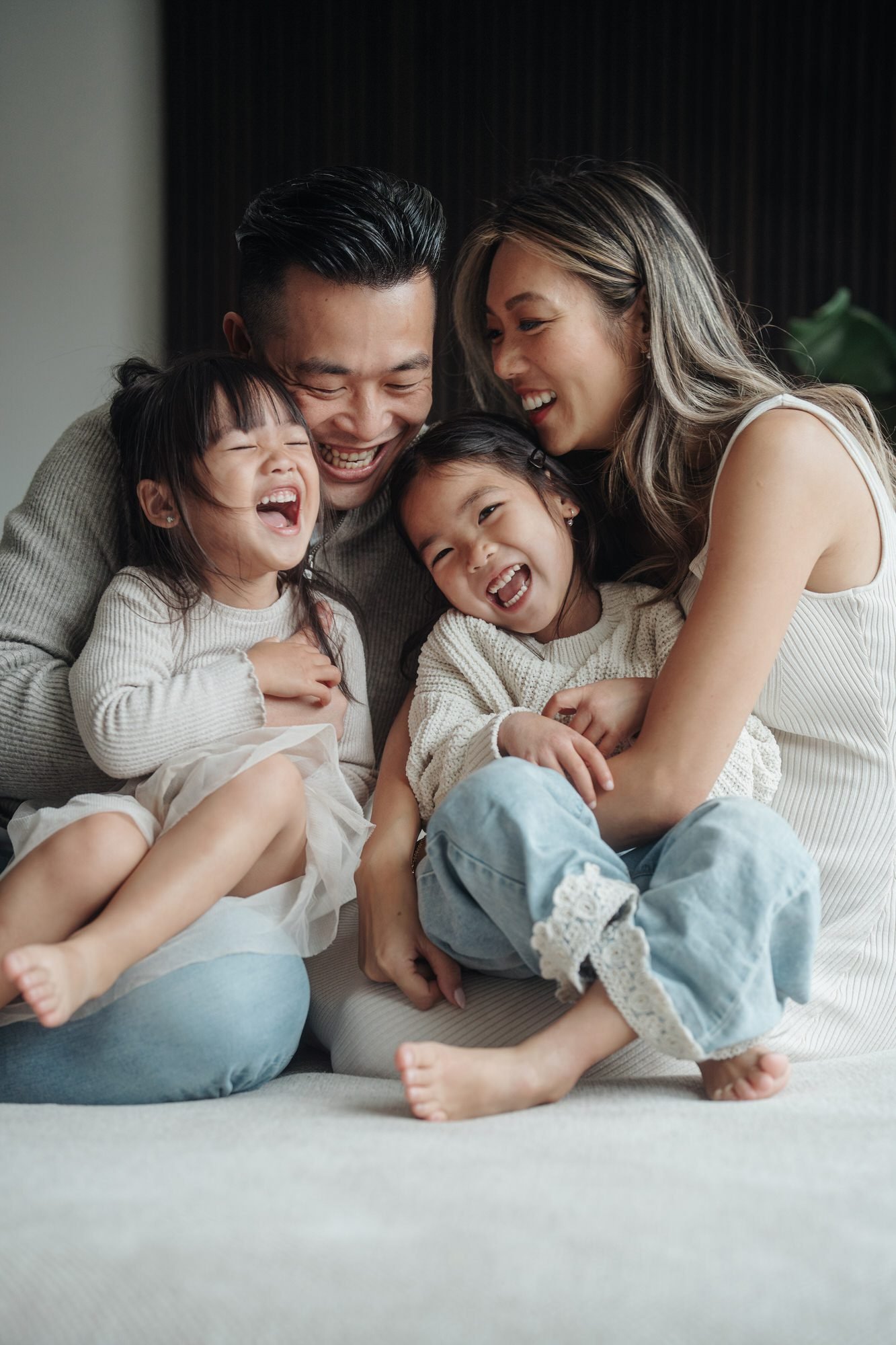 Heartwarming family photography in Rotterdam by Cliff Choong Photography.