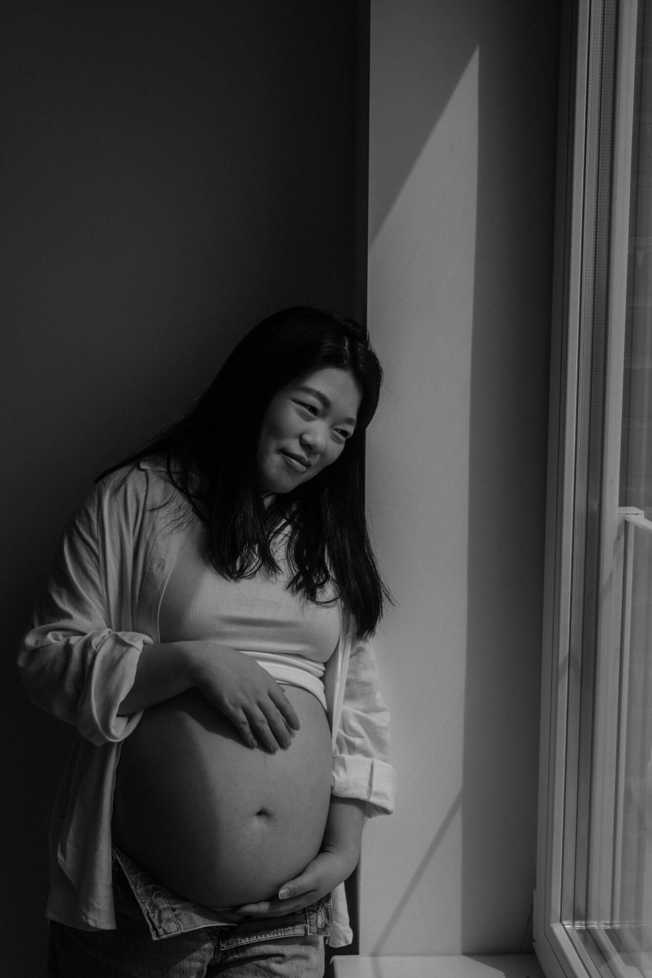 maternity photography session capturing love and growing family