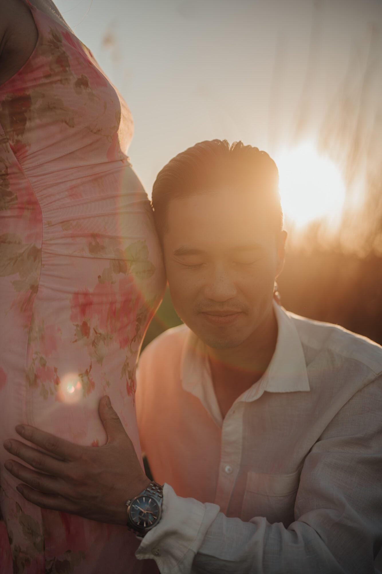 Heleen and Jack during outdoor pregnancy photography